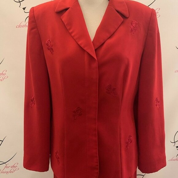 PURSUITS LTD. Size 8. Embroidered Skirt Suit. Lined. Button Up. DD - Picture 2 of 9